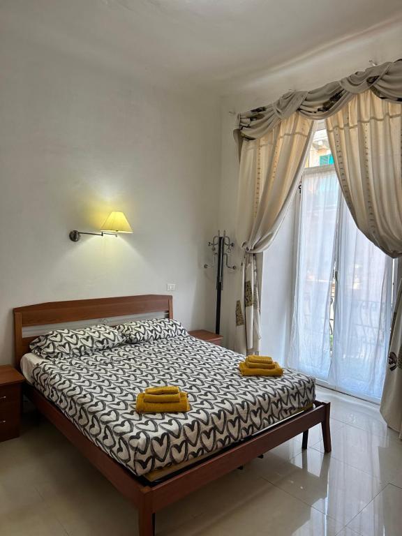 Alloggio In Centro Ben Servito Savona Ngoại thất bức ảnh
