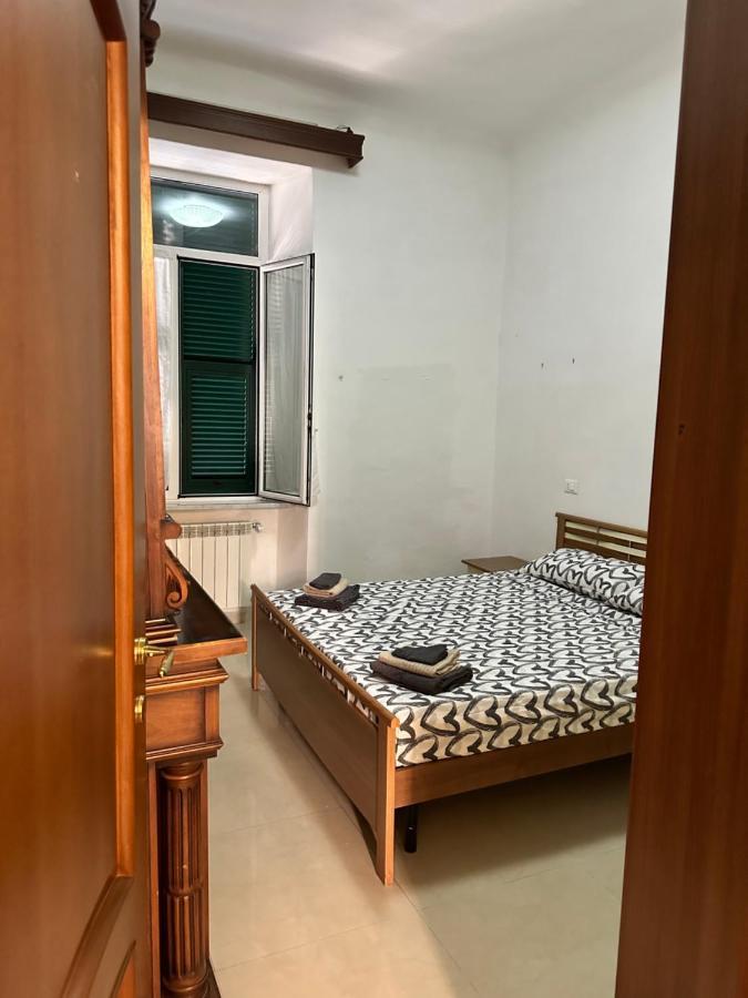 Alloggio In Centro Ben Servito Savona Ngoại thất bức ảnh