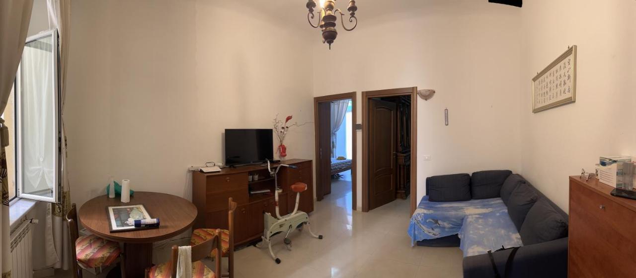 Alloggio In Centro Ben Servito Savona Ngoại thất bức ảnh