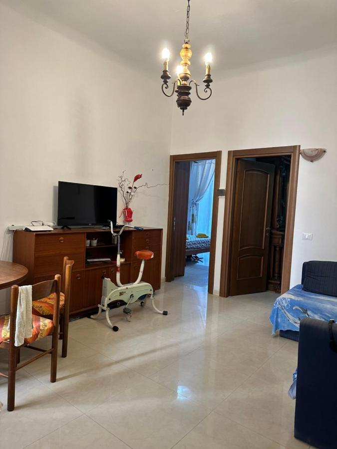 Alloggio In Centro Ben Servito Savona Ngoại thất bức ảnh